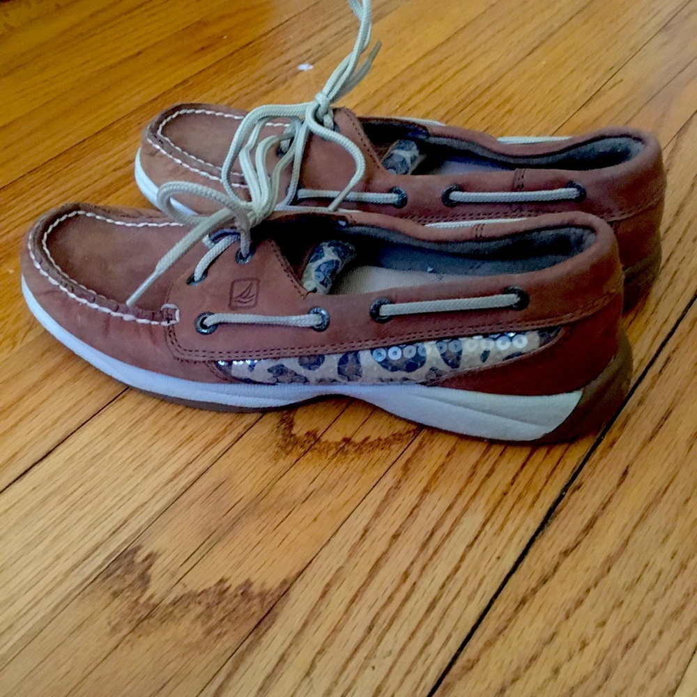 Brand new Sperrys!!